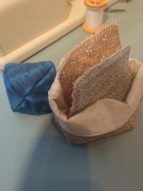 Pochette et lingettes démaquillantes